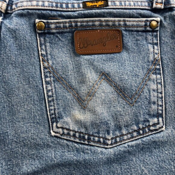 Wrangler Mens Jeans Size 33x32 Regular Fit Straight Leg Blue Ddenim 47MWCSV - Picture 9 of 12